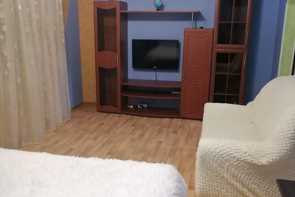Сдаётся 2-комнатная квартира, 60 м²