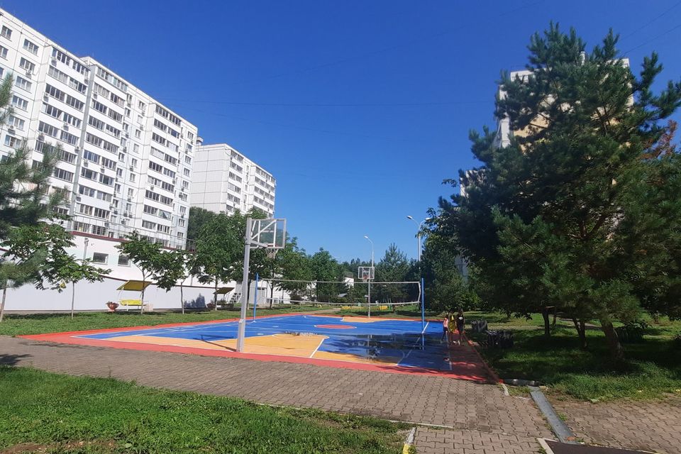 Продаётся 3-комнатная квартира, 69.8 м²