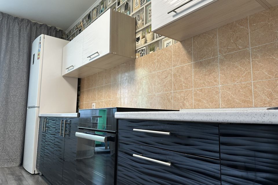 Продаётся 2-комнатная квартира, 63 м²