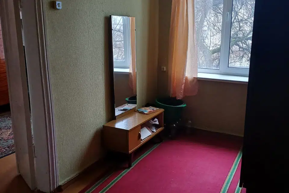 Продаётся 3-комнатная квартира, 41 м²