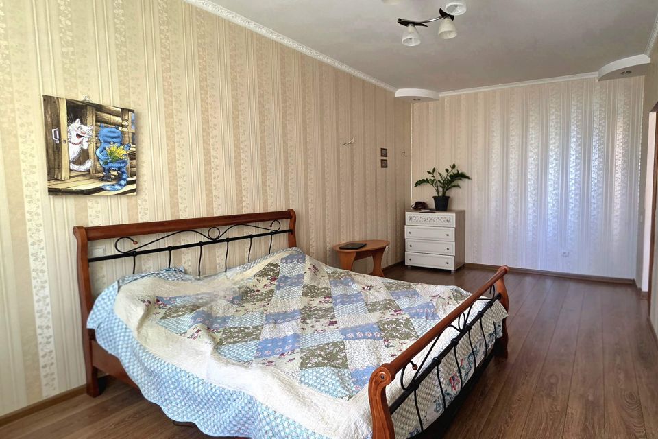 Продаётся 1-комнатная квартира, 40.8 м²