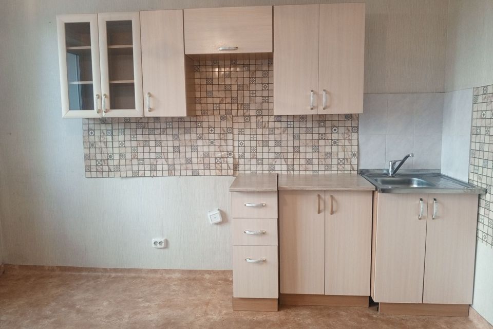 Сдаётся 1-комнатная квартира, 42 м²