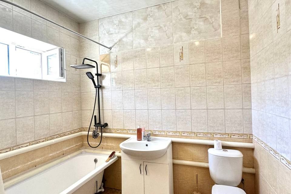 Продаётся 3-комнатная квартира, 81.8 м²