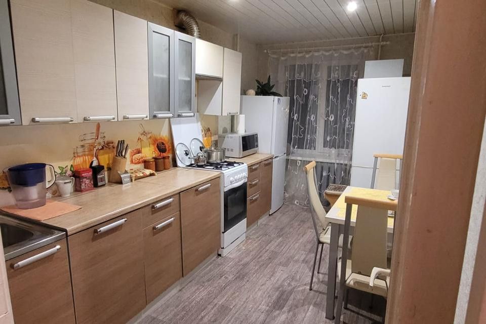 Продаётся 2-комнатная квартира, 61.2 м²