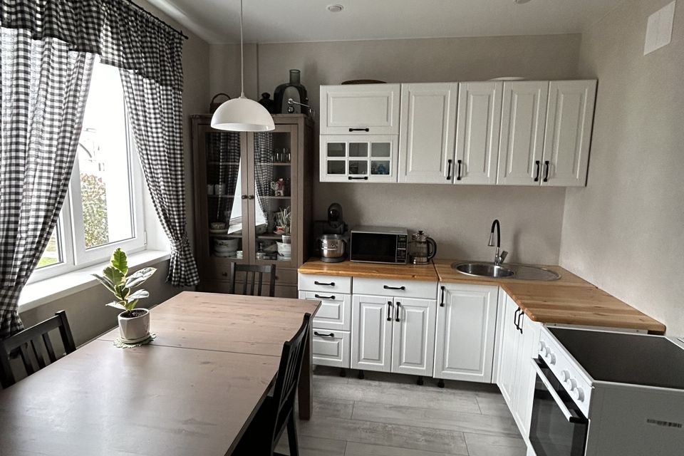 Продаётся 1-комнатная квартира, 32 м²