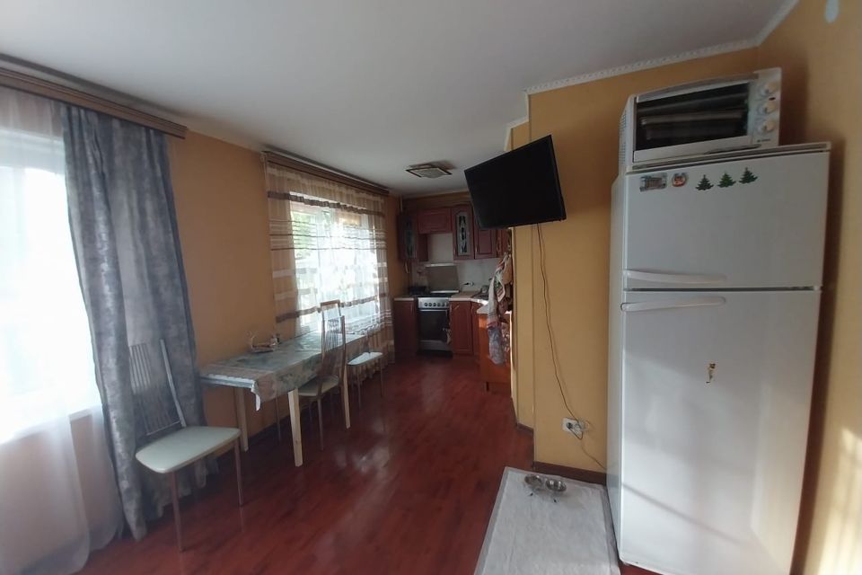 Продаётся 3-комнатная квартира, 57.8 м²