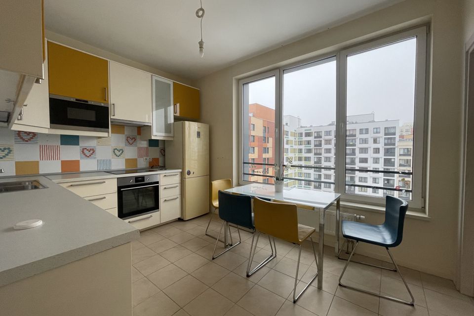 Продаётся 3-комнатная квартира, 82 м²