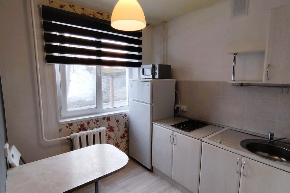 Продаётся 2-комнатная квартира, 43.8 м²