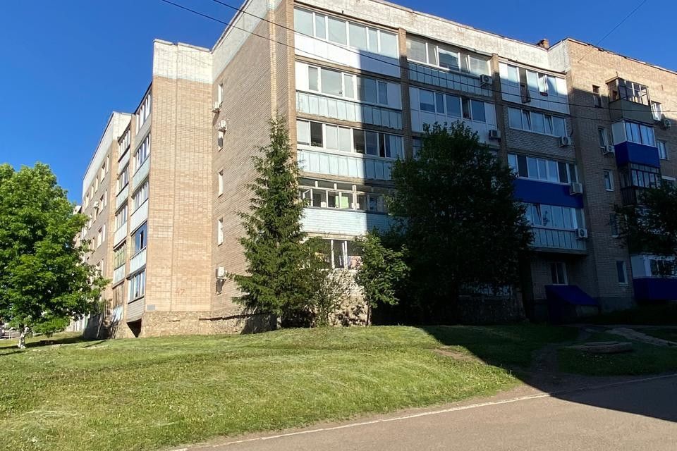 Продаётся 2-комнатная квартира, 49.8 м²
