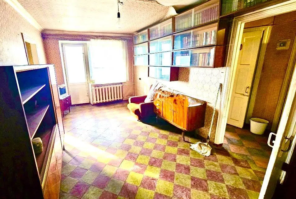 Продаётся 3-комнатная квартира, 57 м²