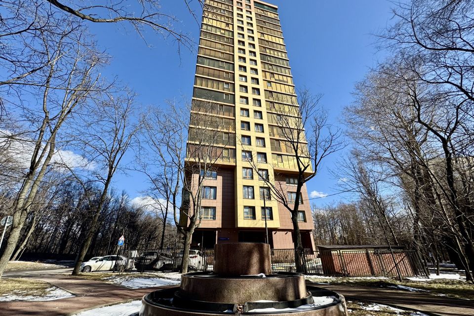 Продаётся 3-комнатная квартира, 146 м²