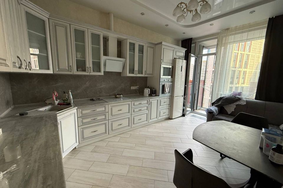 Продаётся 1-комнатная квартира, 49.7 м²