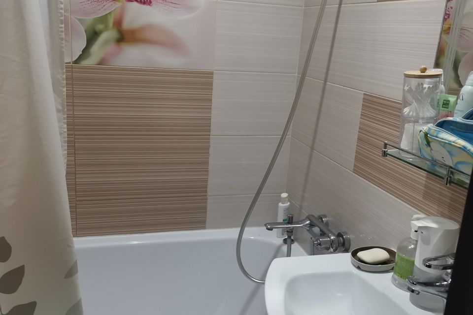 Продаётся 1-комнатная квартира, 40.3 м²
