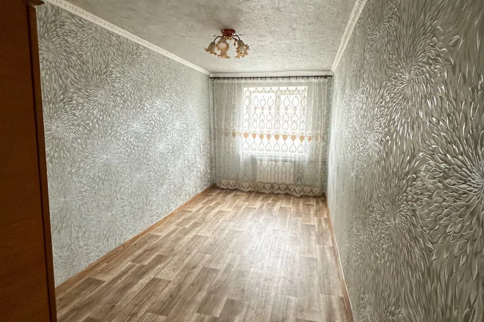 Продаётся 3-комнатная квартира, 57 м²