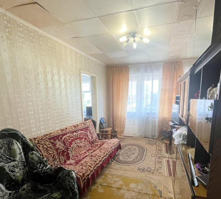 Продаётся 3-комнатная квартира, 53.6 м²