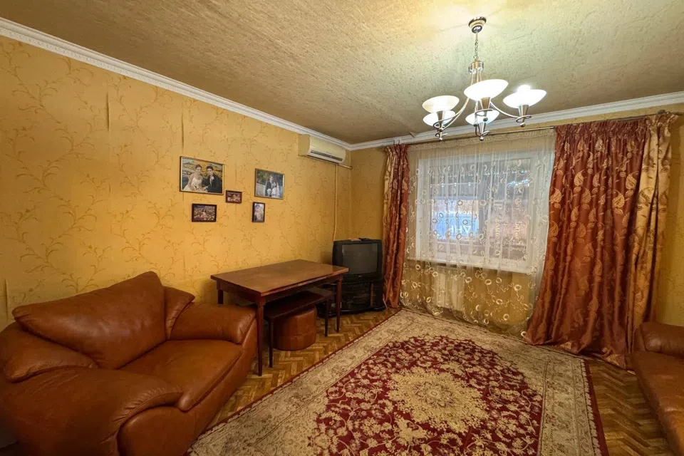 Продаётся 4-комнатная квартира, 78 м²