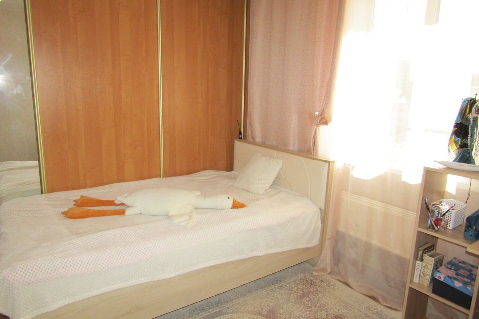 Продаётся 3-комнатная квартира, 60 м²