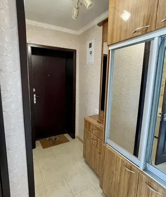 Продаётся 1-комнатная квартира, 30.8 м²