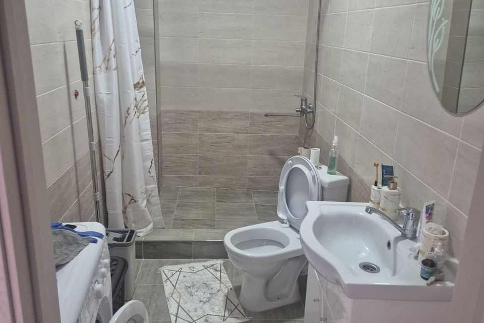 Продаётся 1-комнатная квартира, 41.3 м²