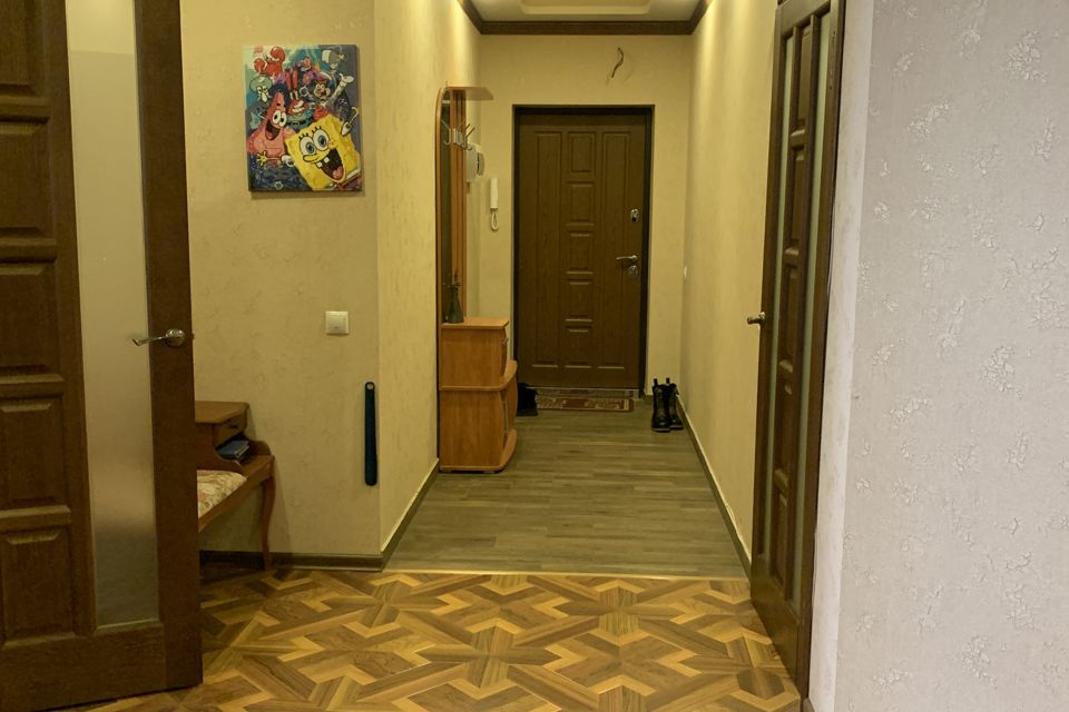 Продаётся 3-комнатная квартира, 100 м²