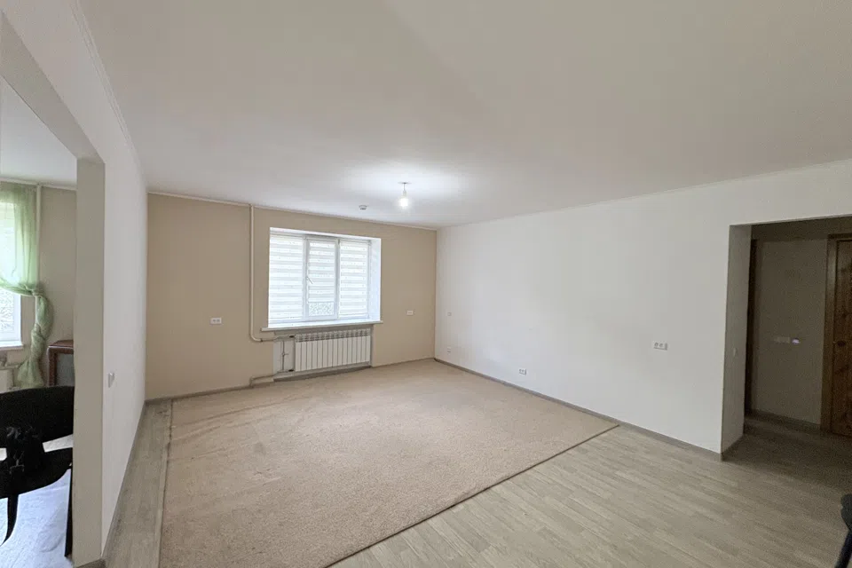 Продаётся 3-комнатная квартира, 67 м²