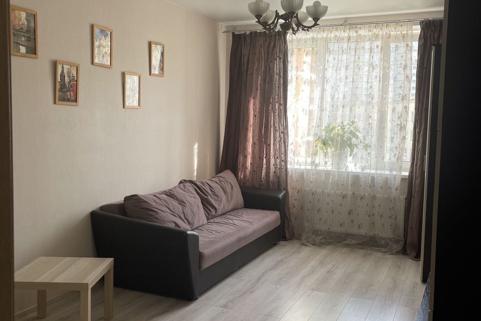 Продаётся 1-комнатная квартира, 41.4 м²
