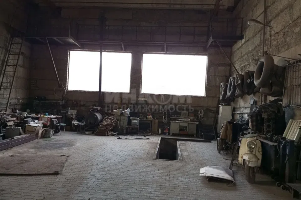 Продаётся производственное помещение, 1661 м²