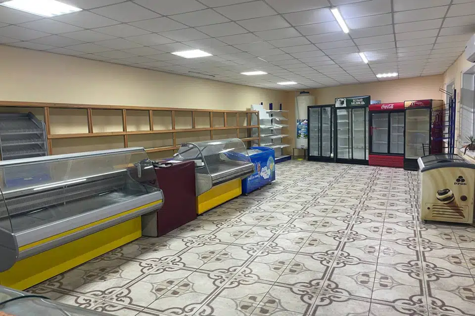 Продаётся торговое помещение, 440 м²