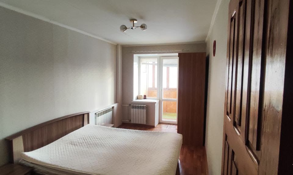 Продаётся 4-комнатная квартира, 72.8 м²