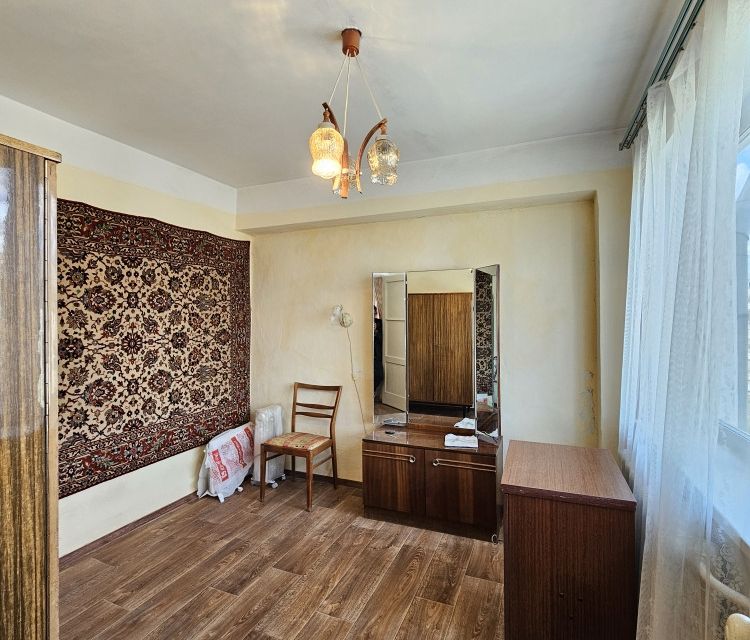 Продаётся 3-комнатная квартира, 47.2 м²
