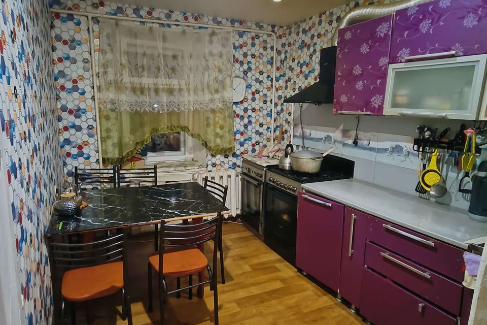 Продаётся 3-комнатная квартира, 63 м²