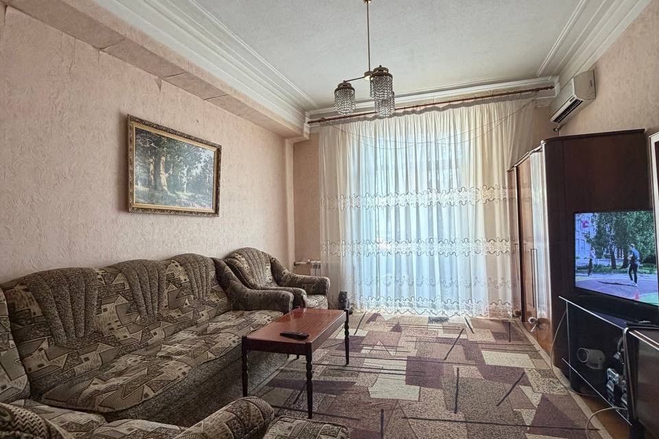 Продаётся 2-комнатная квартира, 55.4 м²
