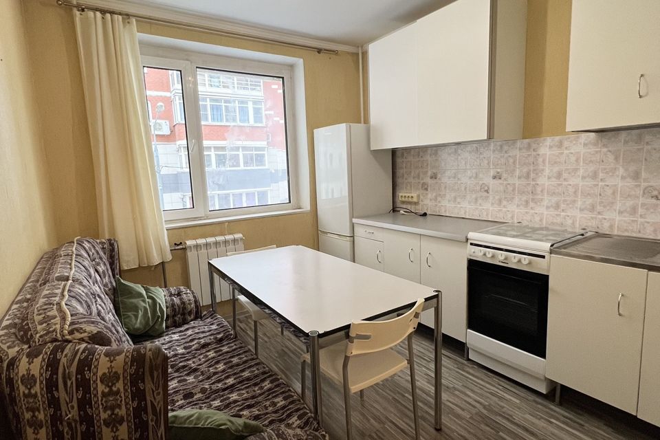 Продаётся 1-комнатная квартира, 38.6 м²