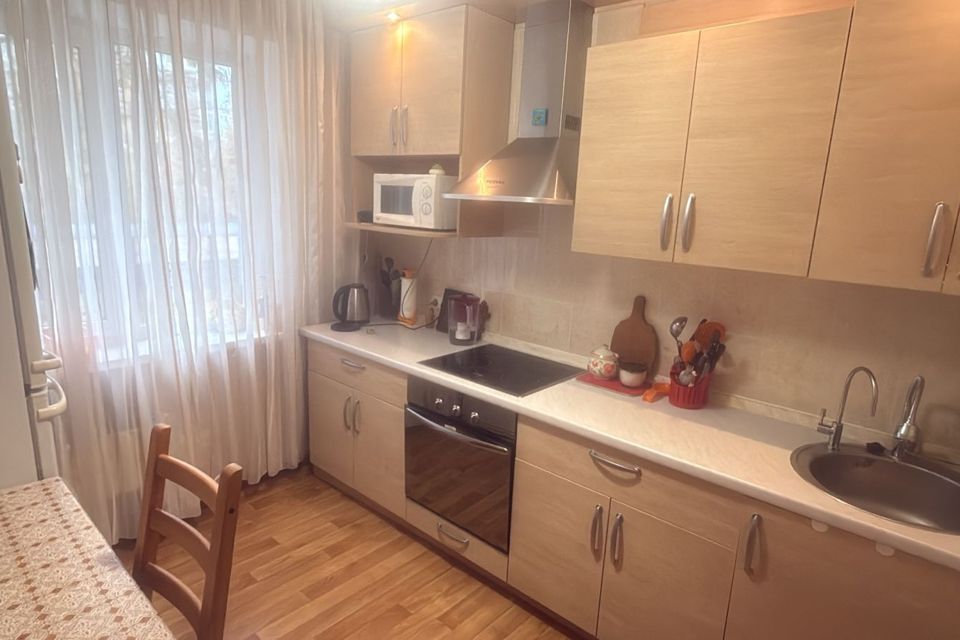 Продаётся 3-комнатная квартира, 66.4 м²