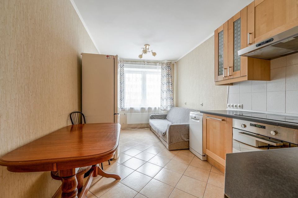 Продаётся 1-комнатная квартира, 50 м²