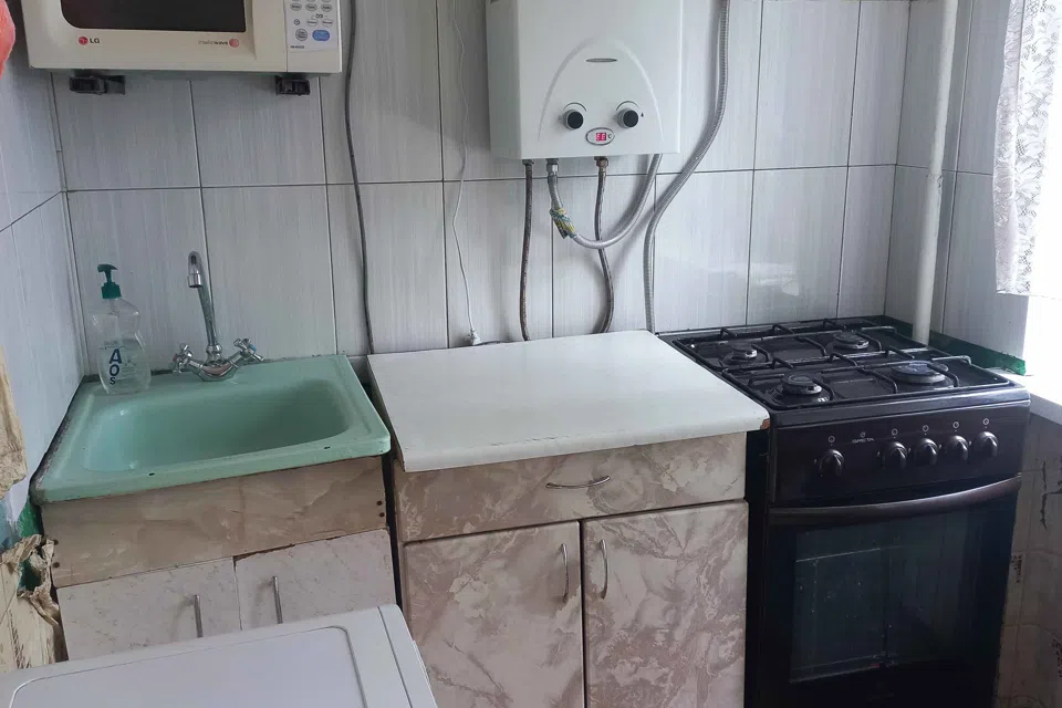 Продаётся 3-комнатная квартира, 43 м²