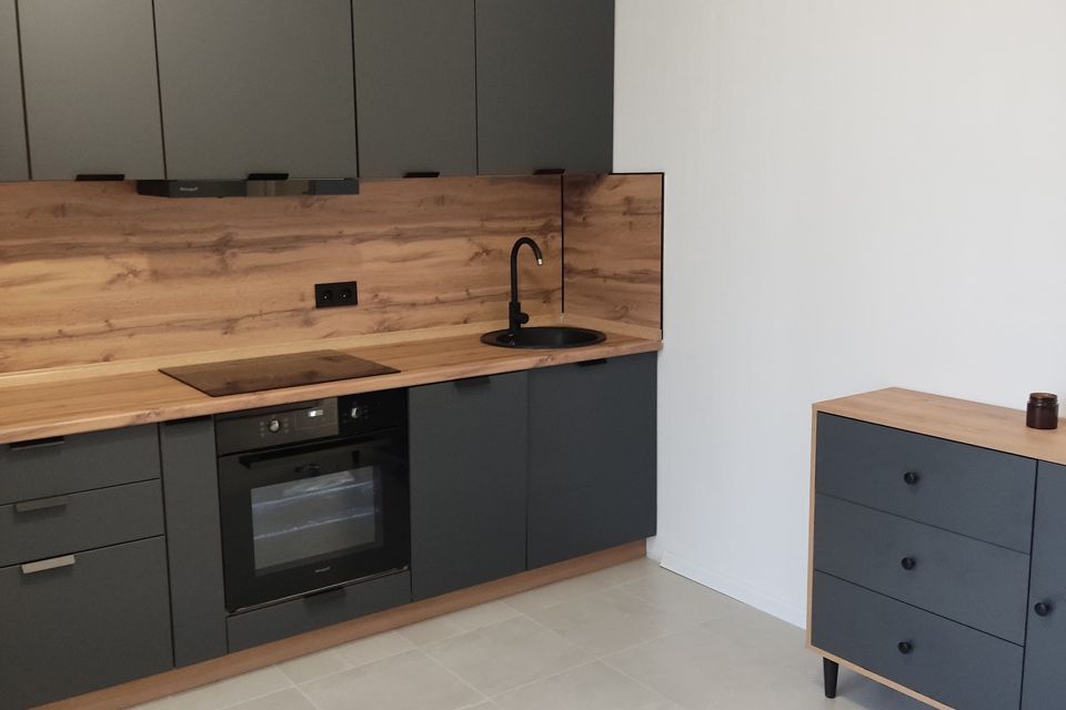Продаётся 1-комнатная квартира, 41.7 м²