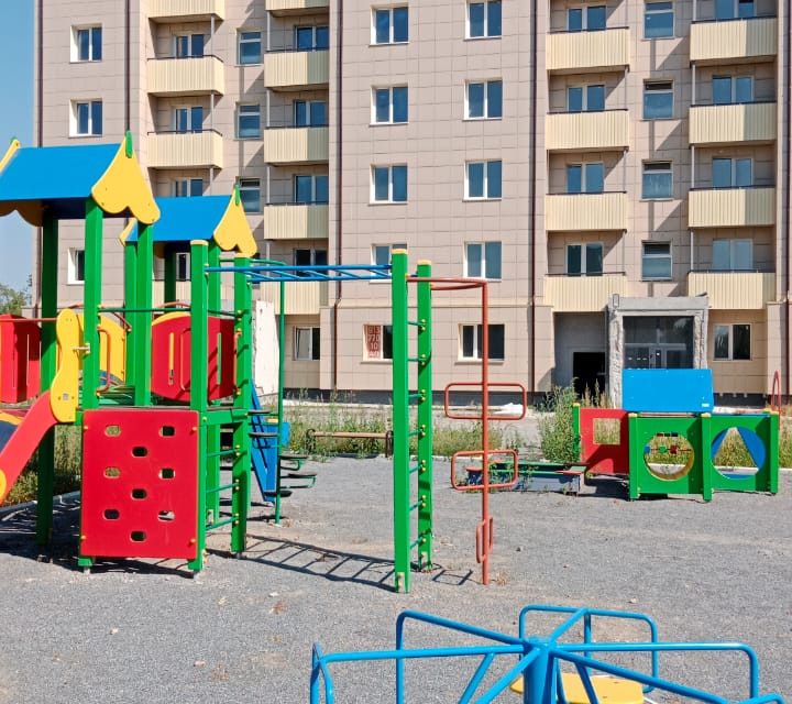Продаётся 1-комнатная квартира, 41.7 м²