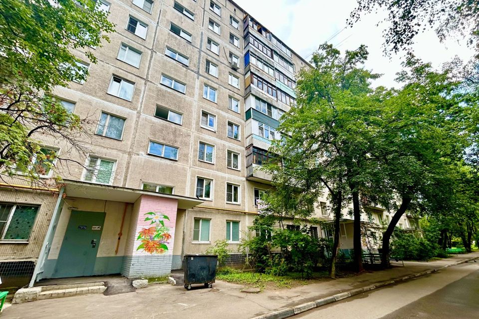 Продаётся 3-комнатная квартира, 49.9 м²