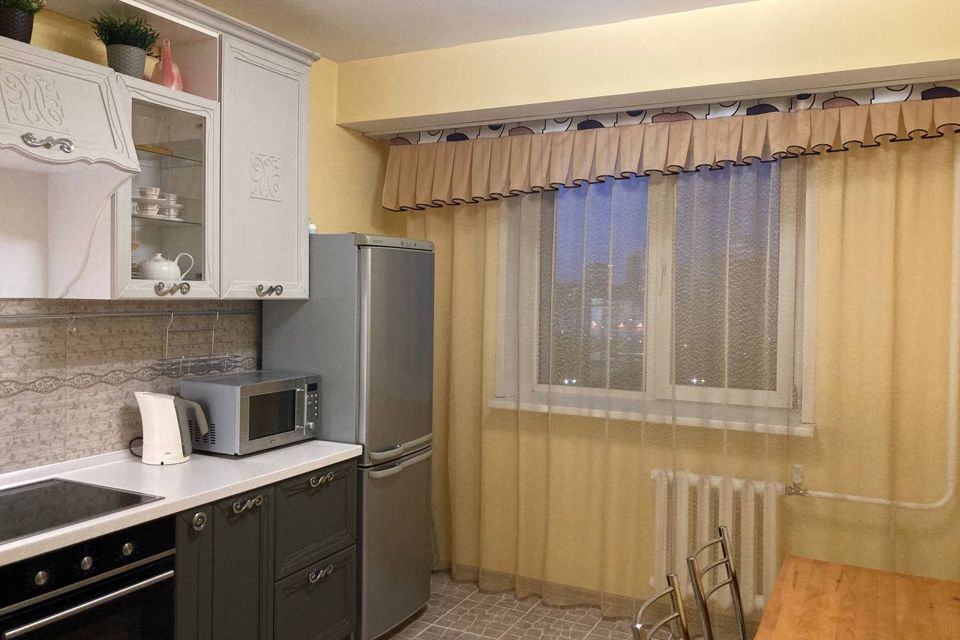 Продаётся 2-комнатная квартира, 67.9 м²
