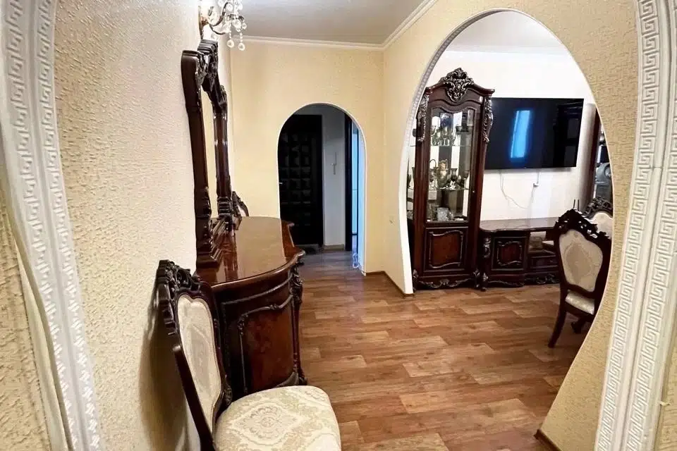 Продаётся 3-комнатная квартира, 74 м²