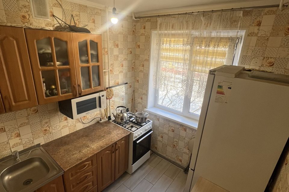 Продаётся 3-комнатная квартира, 61.3 м²