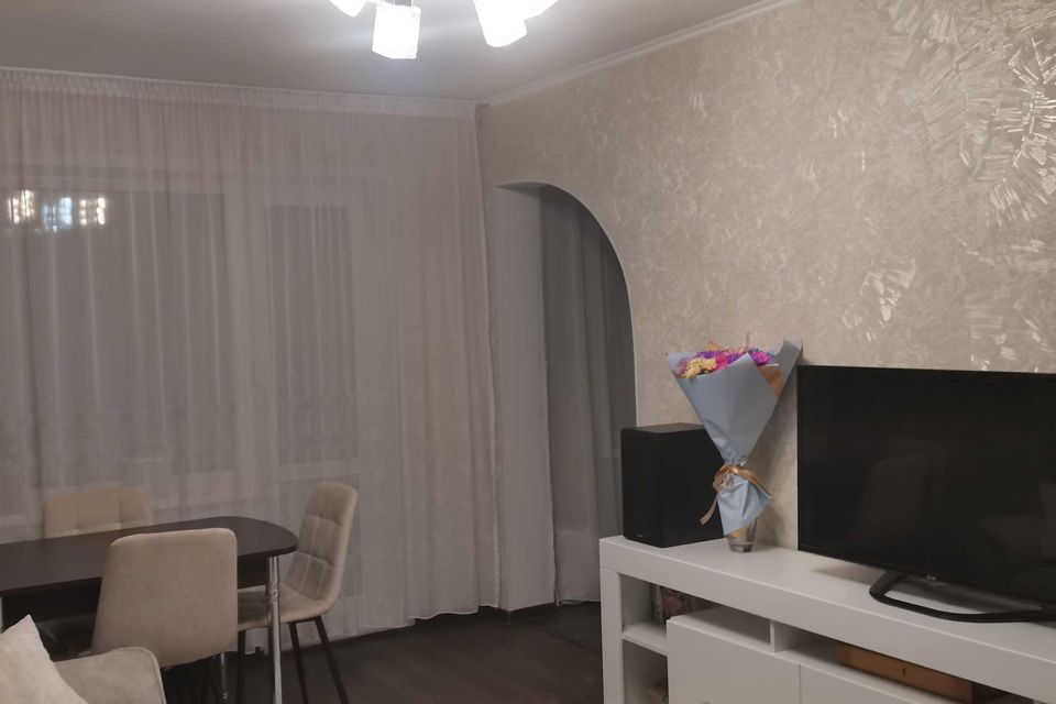 Продаётся 3-комнатная квартира, 62.1 м²