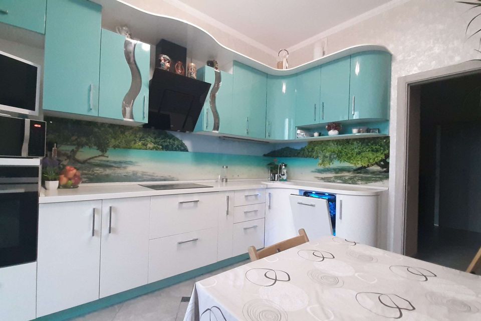 Продаётся 3-комнатная квартира, 73.4 м²