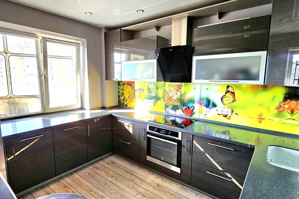 Продаётся 3-комнатная квартира, 65.9 м²