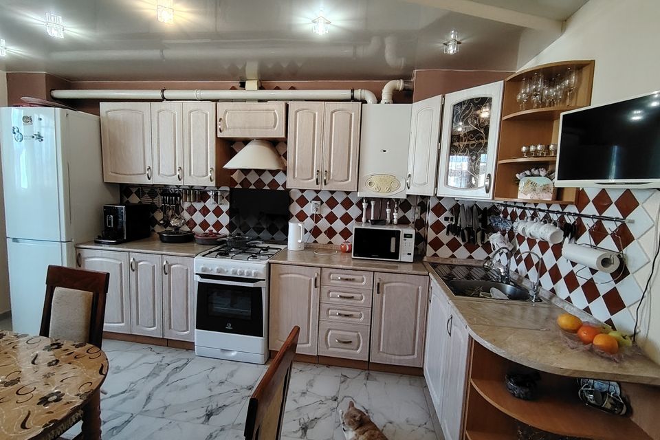 Продаётся 2-комнатная квартира, 65.9 м²