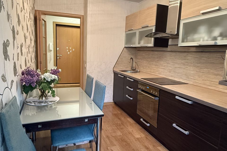 Продаётся 3-комнатная квартира, 60 м²