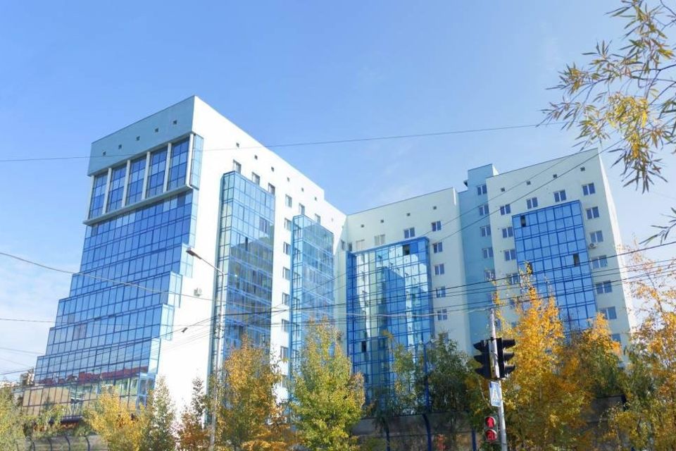 Продаётся 3-комнатная квартира, 93.2 м²