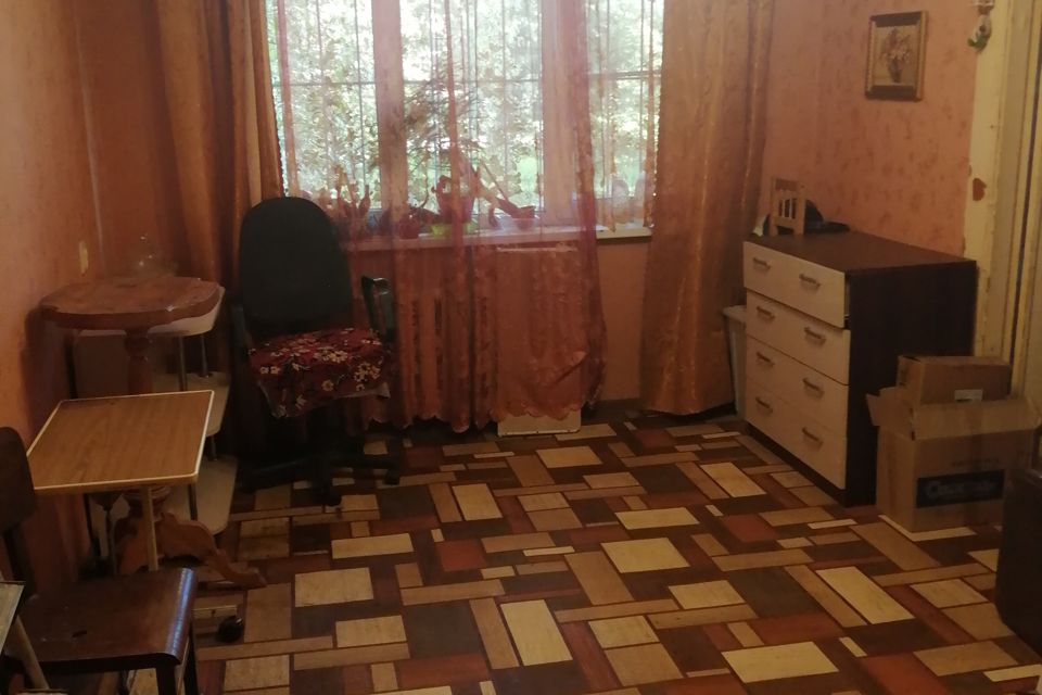 Продаётся 3-комнатная квартира, 56.9 м²