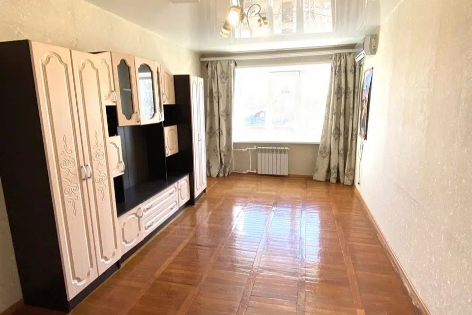 Продаётся 3-комнатная квартира, 58.2 м²